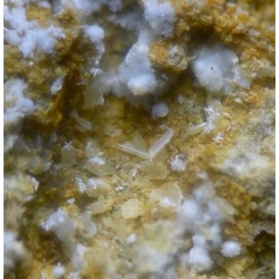 Dundasite & Cerussite