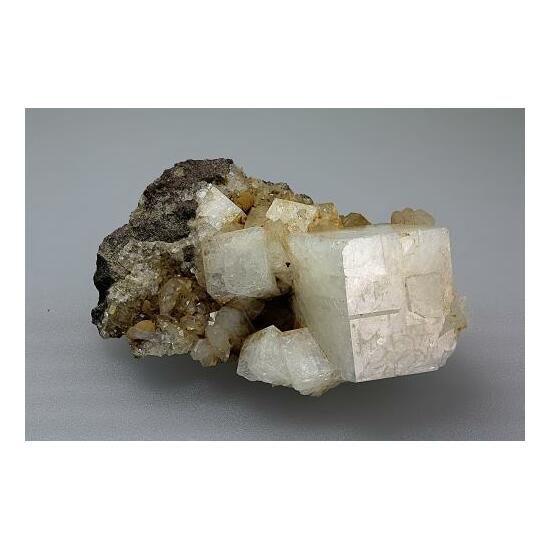 Chabazite-Ca & Stilbite