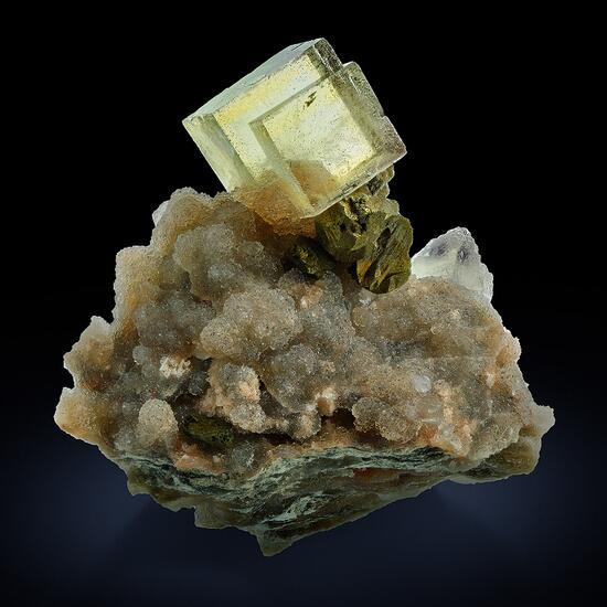 Fluorite With Chalcopyrite