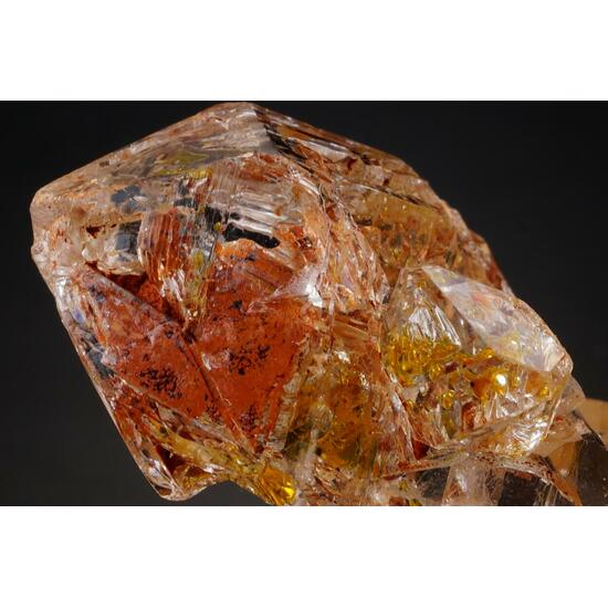 Quartz & Petroleum Inclusions