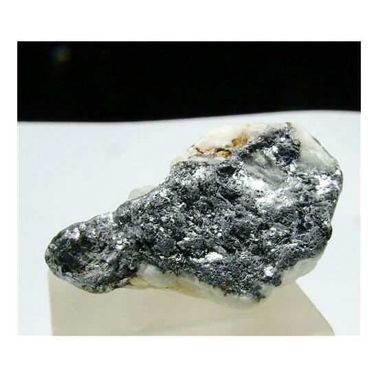 Antimony With Quartz