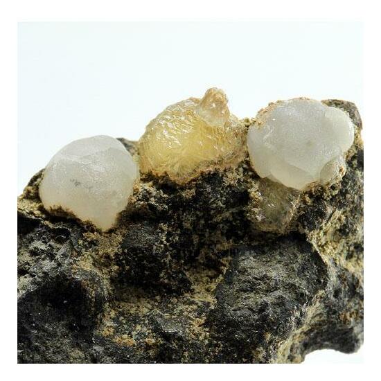 Thomsonite With Calcite