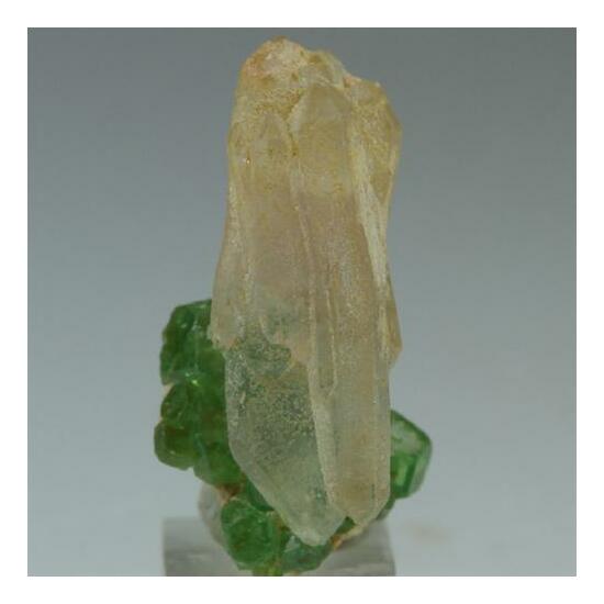 Quartz On Demantoid