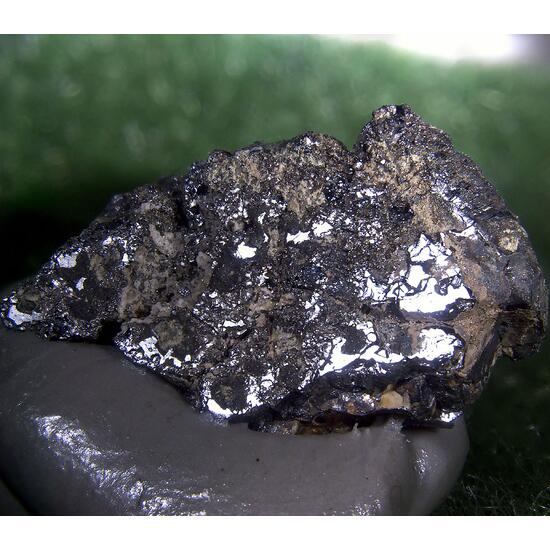 Almeidaite