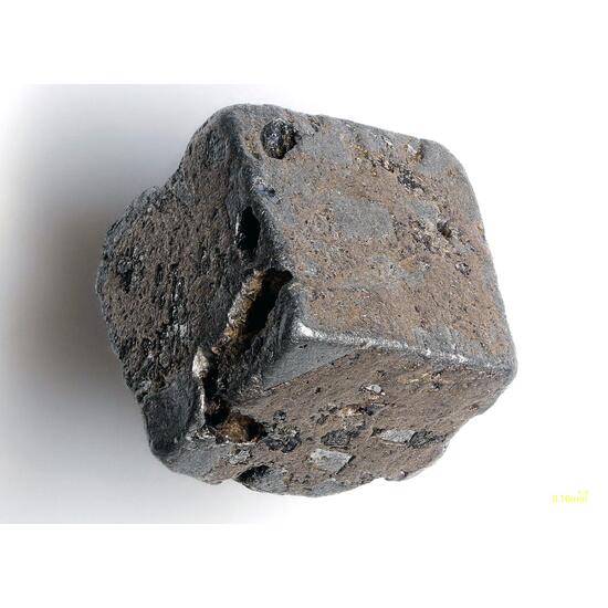 Zvyagintsevite On Isoferroplatinum