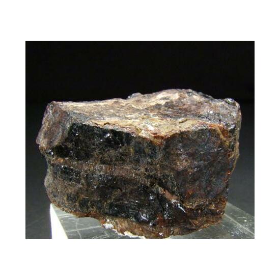 Allanite-(Y)