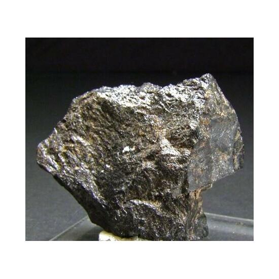 Allanite-(Y)