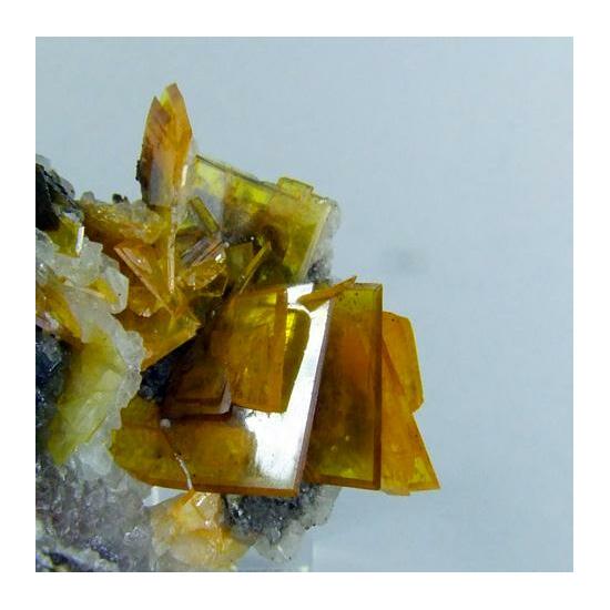 Wulfenite