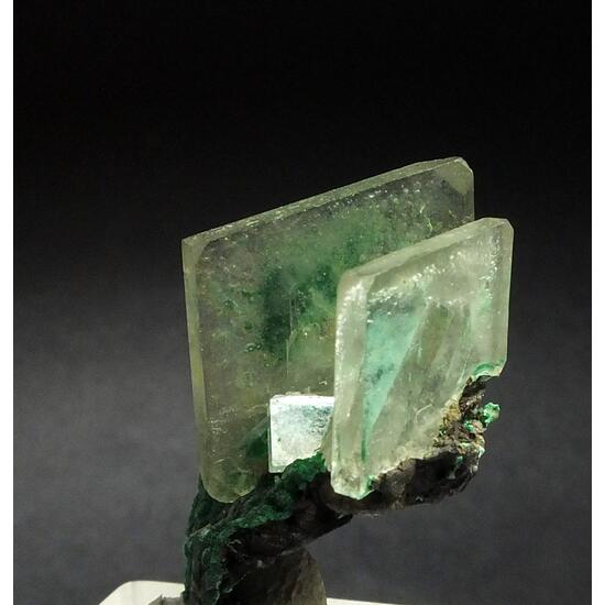 Baryte On Malachite