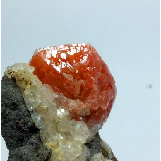 Gmelinite On Analcime
