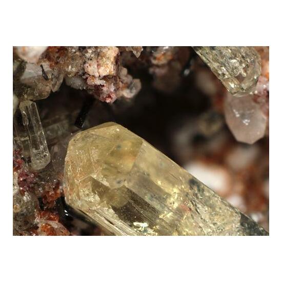 Apatite Pseudobrookite & Phlogopite