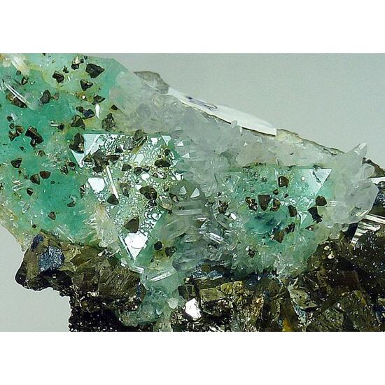 Fluorite Quartz Chalcopyrite & Sphalerite