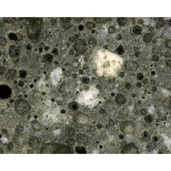 Maskelynite