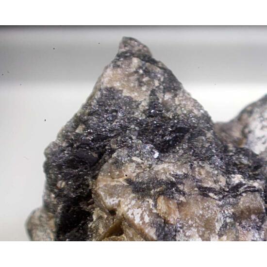 Tombarthite-(Y)