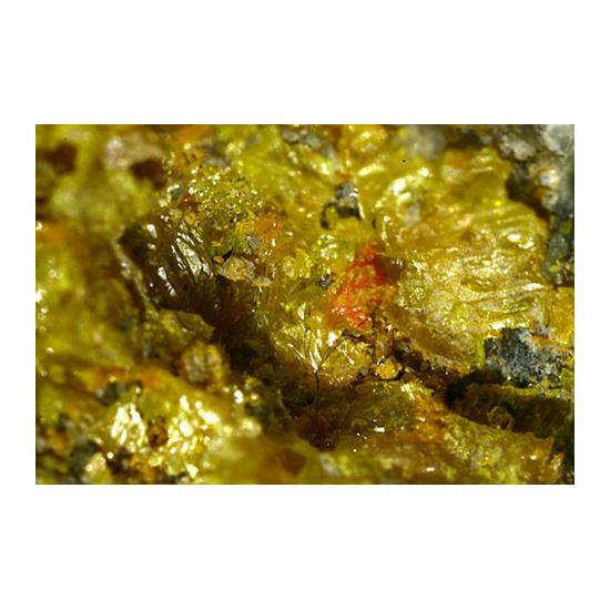 Uzonite