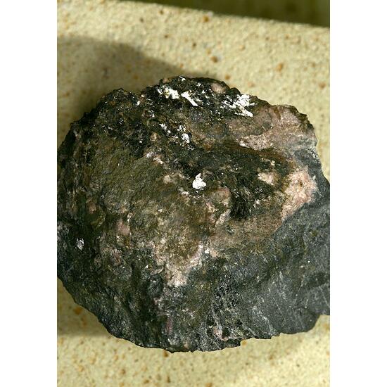 Bannisterite