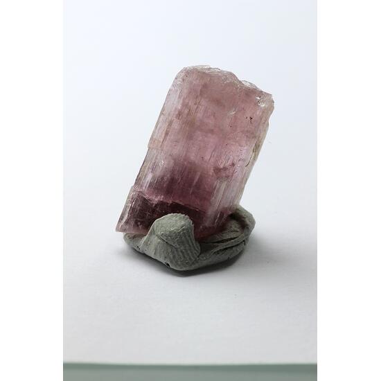 Shomiokite-(Y)