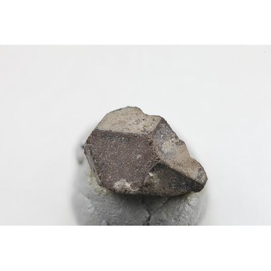 Hauerite