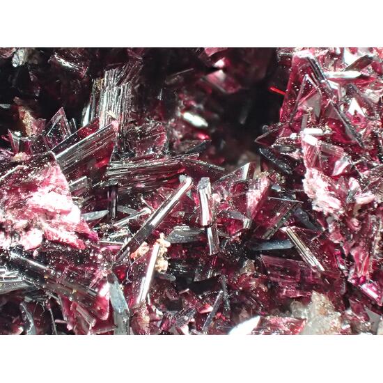 Erythrite