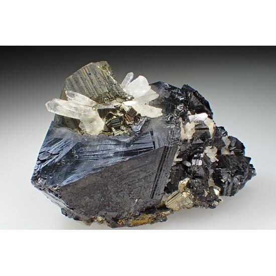 Sphalerite Chalcopyrite & Quartz