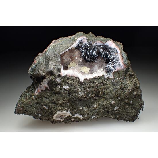 Quartz Goethite & Calcite