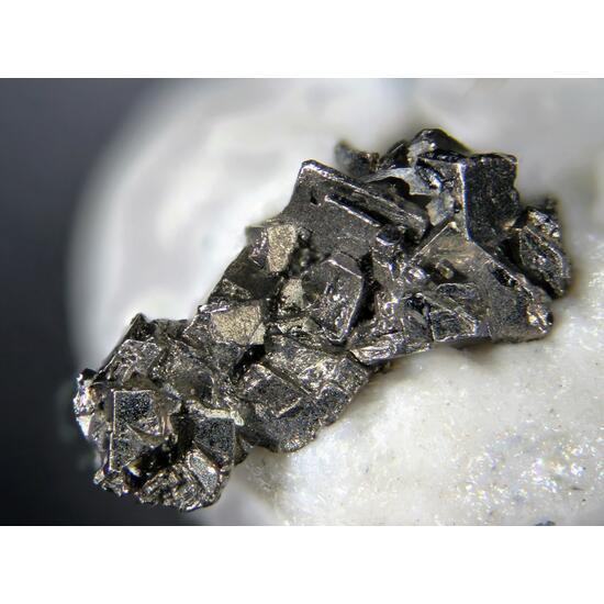 Isoferroplatinum