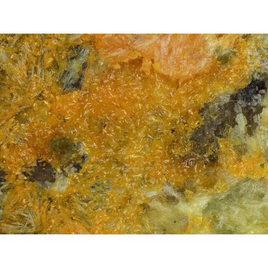 Uranosphaerite