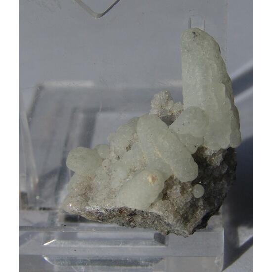 Thomsonite-Ca On Calcite