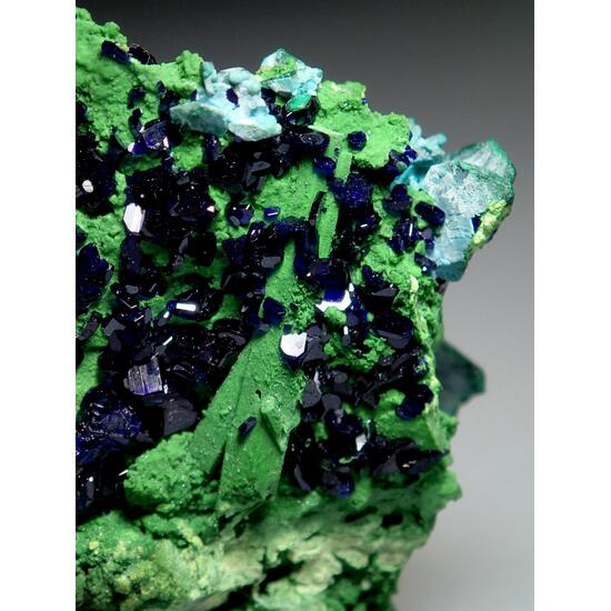 Azurite & Arsentsumebite Psm Mimetite