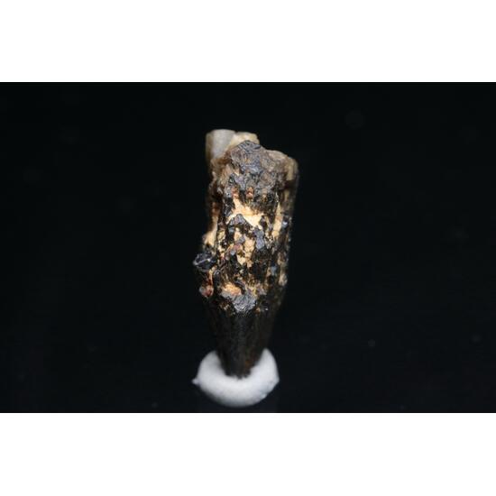 Fergusonite