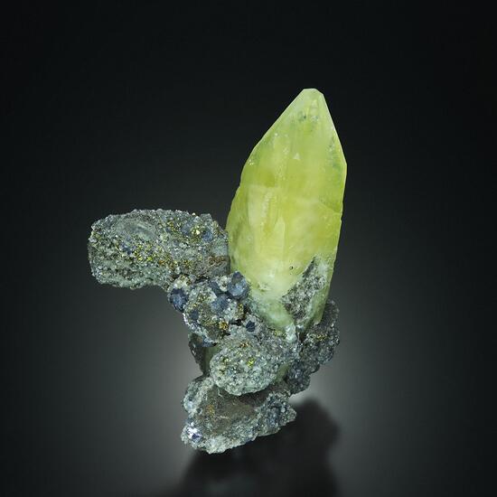 Calcite With Chalcopyrite Dolomite