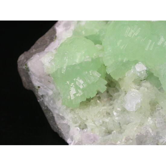 Prehnite Analcime & Quartz