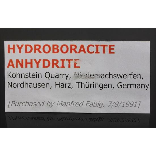 Hydroboracite On Anhydrite