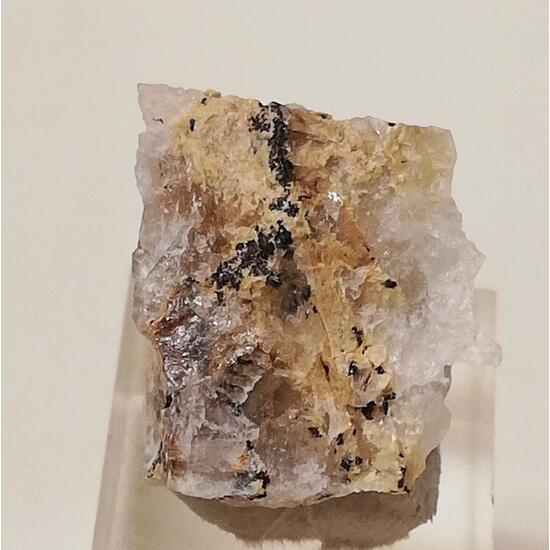Beryllite On Cryolite